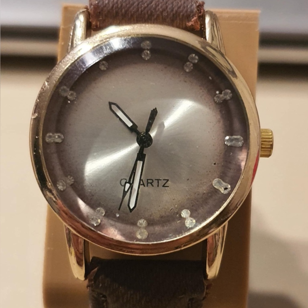 🦋10/$20🦋 Goldtone/Brown Rhinestone Leather Women's Watch